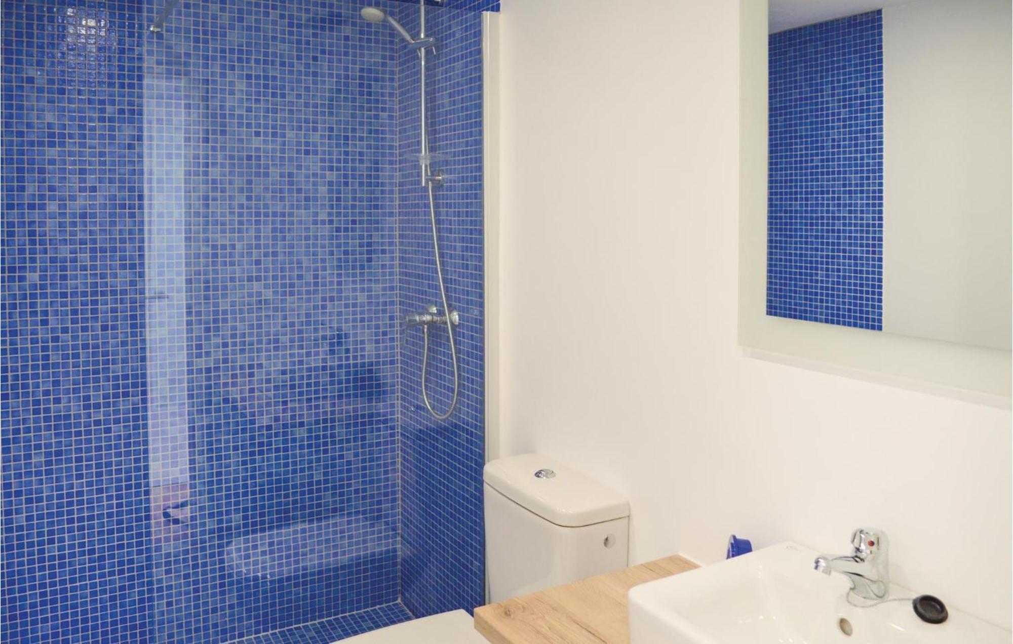 3 Bedroom Beautiful Apartment In Lloret De Mar Kültér fotó